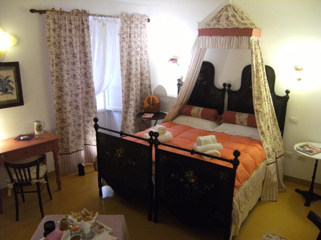 Elizabeth B&B กาญารี ห้อง รูปภาพ