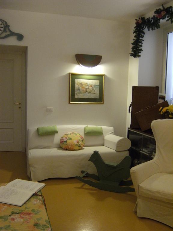 Elizabeth B&B กาญารี ภายนอก รูปภาพ