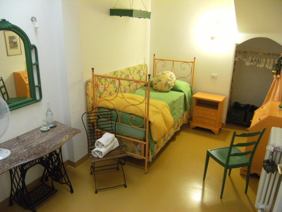 Elizabeth B&B กาญารี ห้อง รูปภาพ